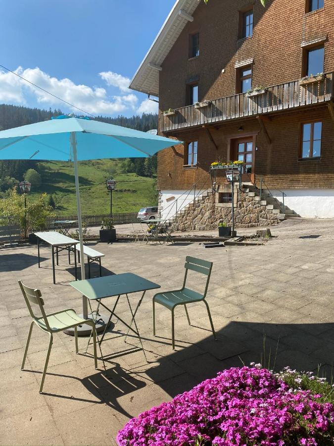 Sporthostel Roessle Schluchsee Bagian luar foto